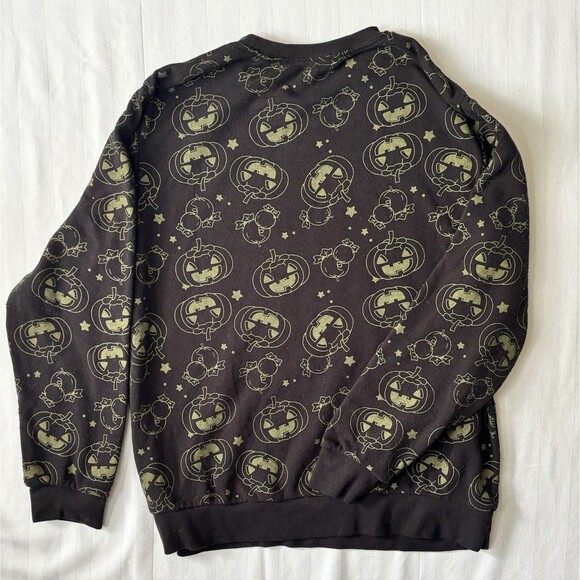 Sanrio Hello Kitty & Friends Halloween Graphic Crewneck Sweatshirt. Large - Picture 3 of 4